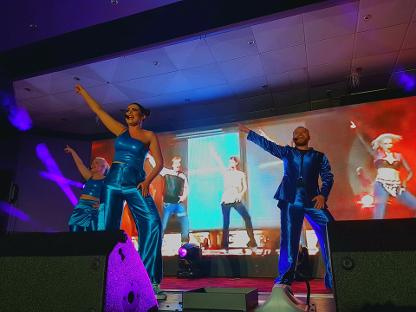 steps tribute show